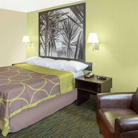 Super 8 By Wyndham Panama City Eksteriør bilde