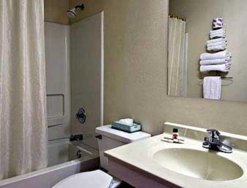 Super 8 By Wyndham Panama City Rom bilde