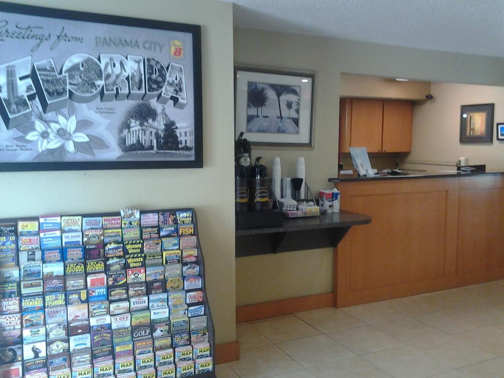 Super 8 By Wyndham Panama City Eksteriør bilde