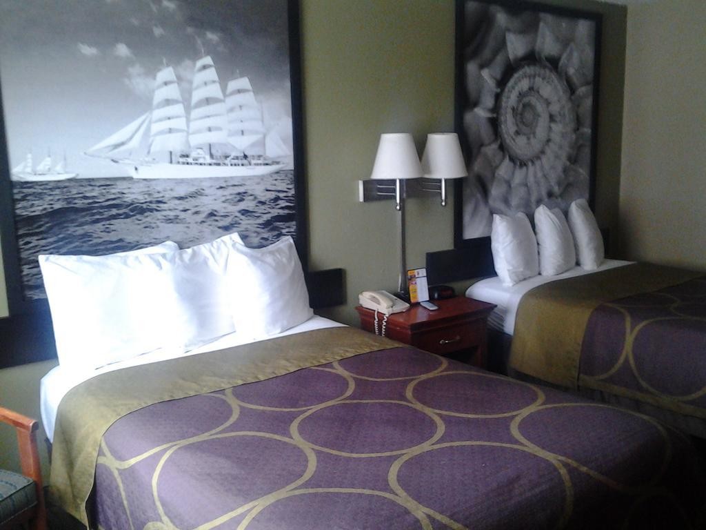 Super 8 By Wyndham Panama City Eksteriør bilde
