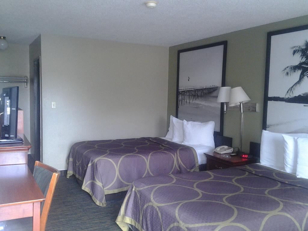 Super 8 By Wyndham Panama City Eksteriør bilde