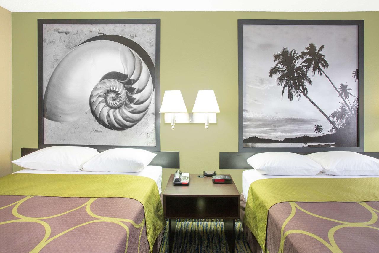 Super 8 By Wyndham Panama City Eksteriør bilde